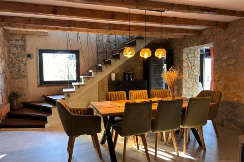 OTOK KRK,DOBRINJ -moderno  kamena villa sa bazenom