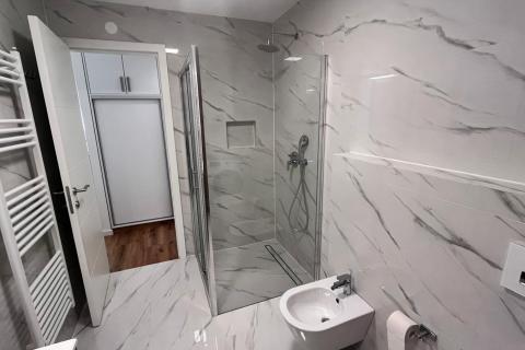 Istra, Novigrad-novogradnja, dvosobni stan s pogledom na more