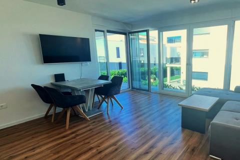 Istra, Novigrad-novogradnja, dvosobni stan s pogledom na more