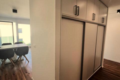 Istra, Novigrad-novogradnja, dvosobni stan s pogledom na more