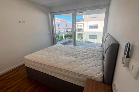 Istra, Novigrad-novogradnja, dvosobni stan s pogledom na more