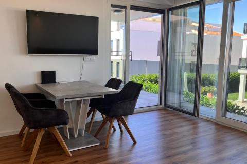 Istra, Novigrad-novogradnja, dvosobni stan s pogledom na more