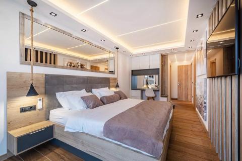 Rab, Banjol- moderne vile s bazenima, blizina mora i centra