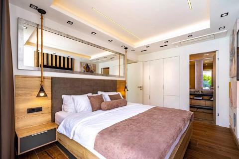 Rab, Banjol- moderne vile s bazenima, blizina mora i centra