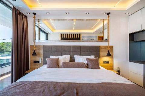 Rab, Banjol- moderne vile s bazenima, blizina mora i centra