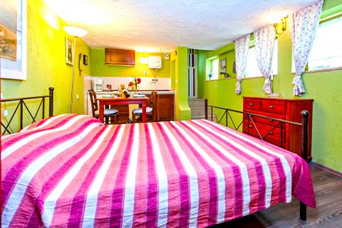 Rovinj,velika obiteljska kuća sa apartmanima,Lamanova