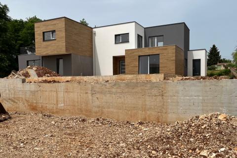 Poreč okolica, moderna dvojna kuća s bazenom