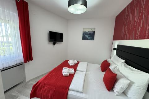 OTOK KRK,GRAD KRK-bliža okolica villa sa dva stana