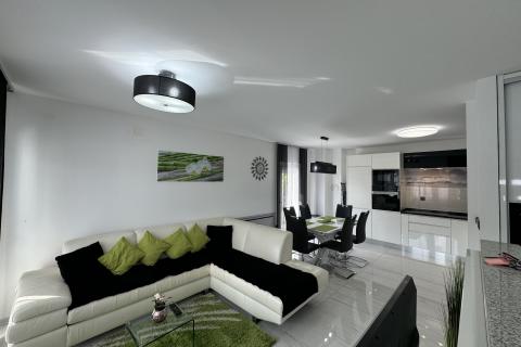 OTOK KRK,GRAD KRK-bliža okolica villa sa dva stana