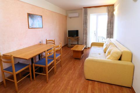 FUNTANA-stan 400m do mora