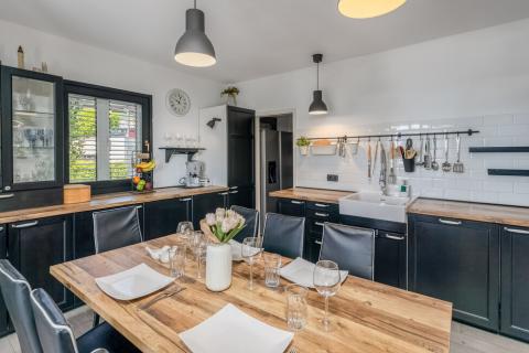 OPATIJA, POBRI- Haus 170 m2 mit Pool, Garage und Meerblick