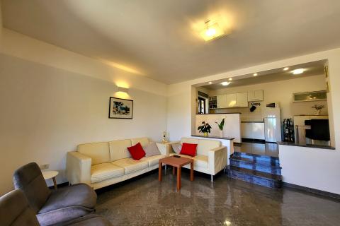 Opatija - Veprinac - kuća s dva stana s pogledom na more