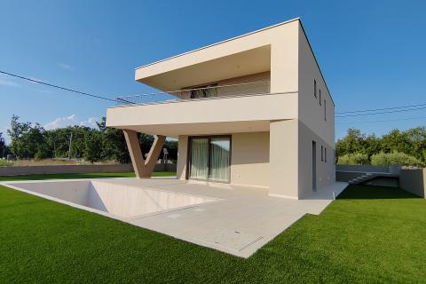 Otok Krk, nova villa s bazenom