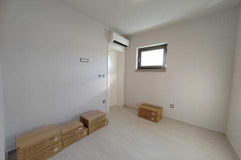 Otok Krk, nova villa sa bazenom na odličnoj lokaciji