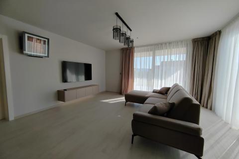 Otok Krk, nova villa sa bazenom na odličnoj lokaciji