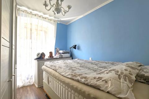 Istra, Buje, renovirani trosoban stan