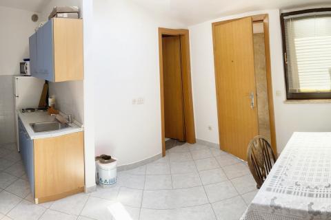 VRSAR, centar- kuća s 4 apartmana