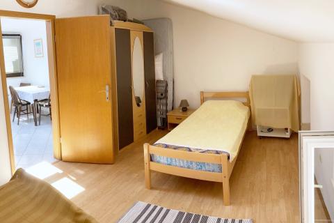 VRSAR, centar- kuća s 4 apartmana