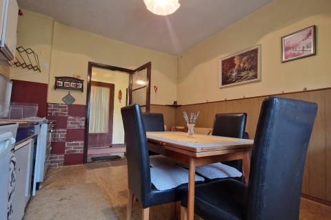 Huis Moravice, Vrbovsko, 510m2