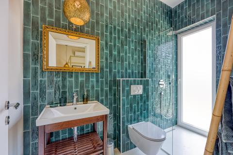 OTOK KRK-GRAD KRK,bliža okolica mode3rna villa na prodaju 