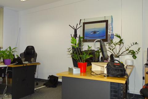 Rijeka - ured i skladište za najam na odličnoj lokaciji; vlastiti parking