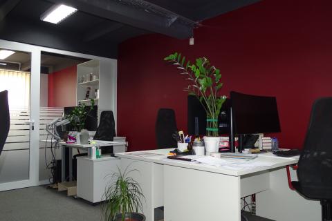 Rijeka - ured i skladište za najam na odličnoj lokaciji; vlastiti parking