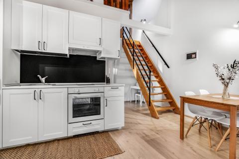 Istra, Pomer - kuća sa 5 apartmana