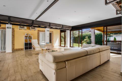 Istra, Pomer - kuća sa 5 apartmana