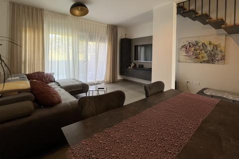 Istra, Novigrad - kuća u nizu s četiri spavaće sobe i pogledom na more