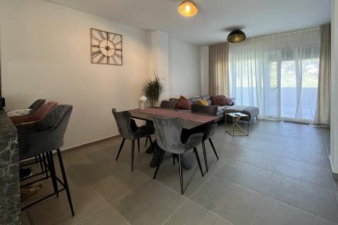 Istra, Novigrad - kuća u nizu s četiri spavaće sobe i pogledom na more