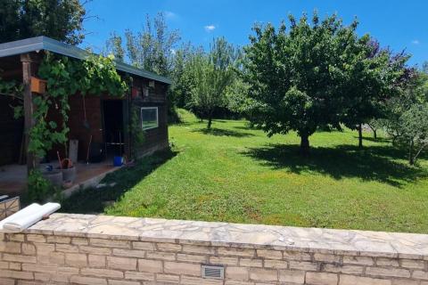 Istria, Visignano, casa con piscina + terreno edificabile