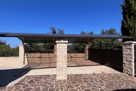 Istria, Visignano, casa con piscina + terreno edificabile