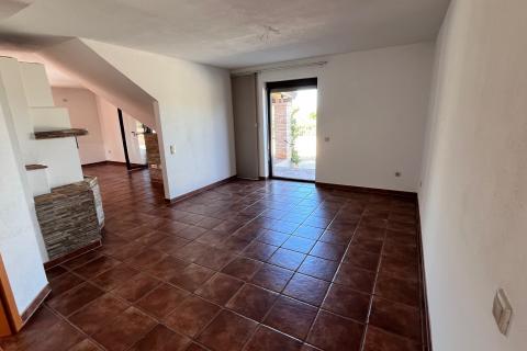 Istria, Visignano, casa con piscina + terreno edificabile