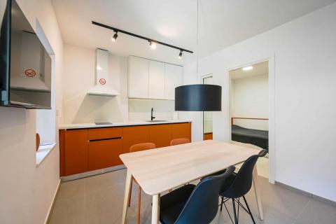 Rovigno – appartamento nuovo nel centro storico, piano terra con cortile.