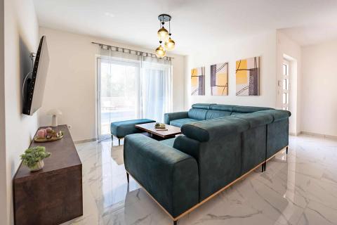 OTOK KRK,DOBRINJ moderna villa sa bazenom 