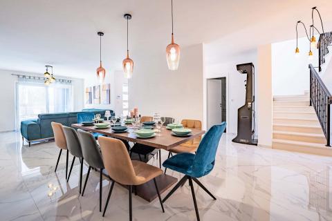 OTOK KRK,DOBRINJ moderna villa sa bazenom 