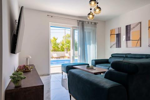 OTOK KRK,DOBRINJ moderna villa sa bazenom 