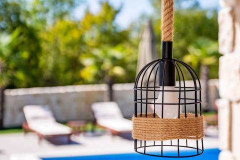 OTOK KRK,DOBRINJ moderna villa sa bazenom 