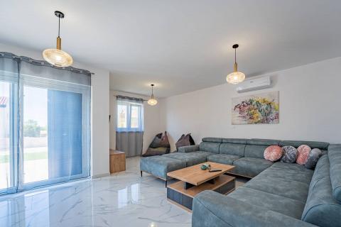 OTOK KRK,DOBRINJ moderna nova villa na prodaju