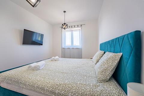 OTOK KRK,DOBRINJ moderna nova villa na prodaju