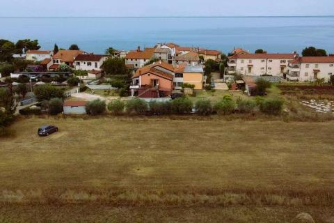 Istra, Umag - građevinsko zemljište 100 m od mora