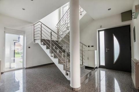 Velika Gorica, Kurilovec - kuća s bazenom, MOGUĆNOST NAJMA