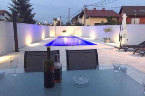 Velika Gorica, Kurilovec - kuća s bazenom, MOGUĆNOST NAJMA