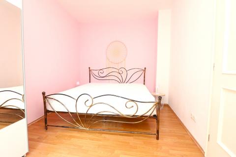 Zagreb, centar, stan iz bajke u Tkalčićevoj, 51m2