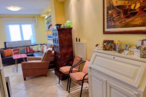 Baška - kuća u nizu 60m2, okućnica