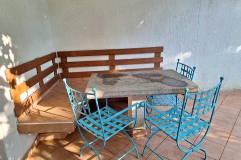 Baška - kuća u nizu 60m2, okućnica