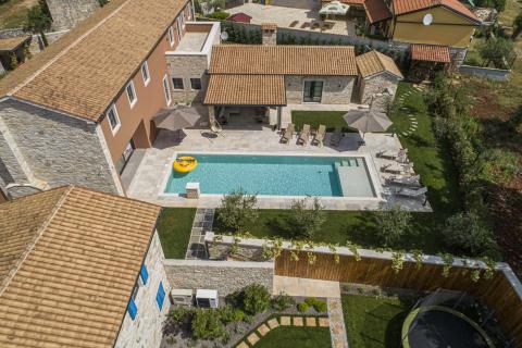 House Barat, Kanfanar, 1.561m2