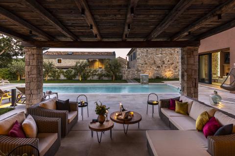 House Barat, Kanfanar, 1.561m2