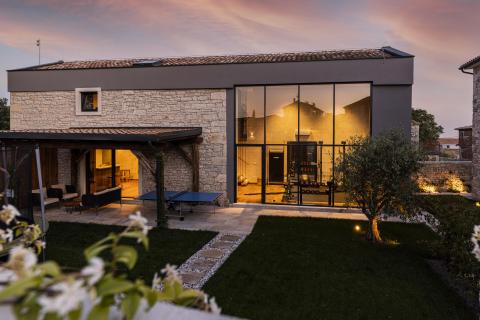 House Barat, Kanfanar, 1.561m2