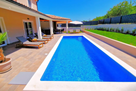 House Rovinjsko Selo, Rovinj, 127m2